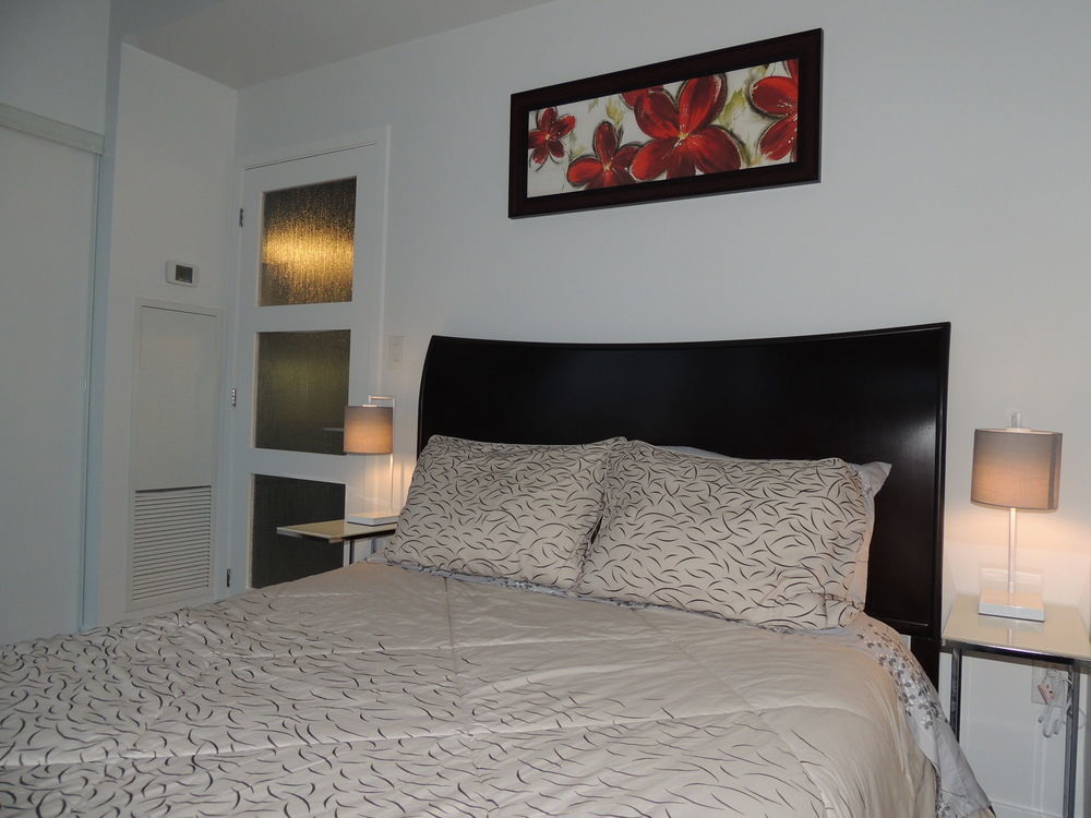 Tvhr - Luxury Condos In Heart Of Downtown Toronto Eksteriør bilde
